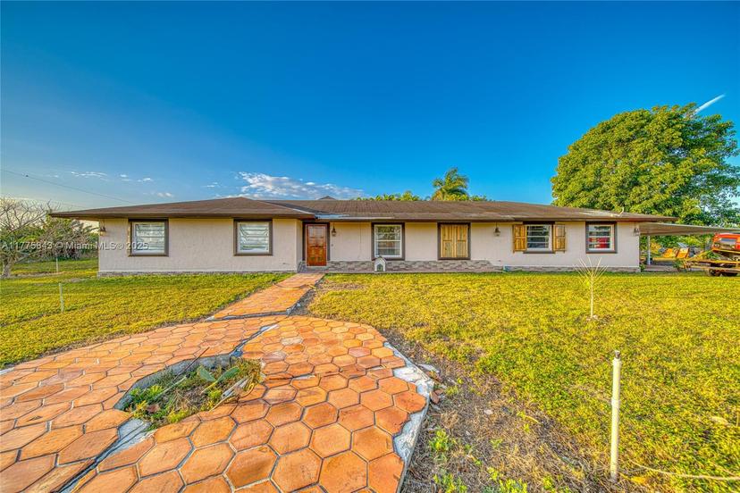 Picture of 21400 SW 224Th St, Miami FL 33170