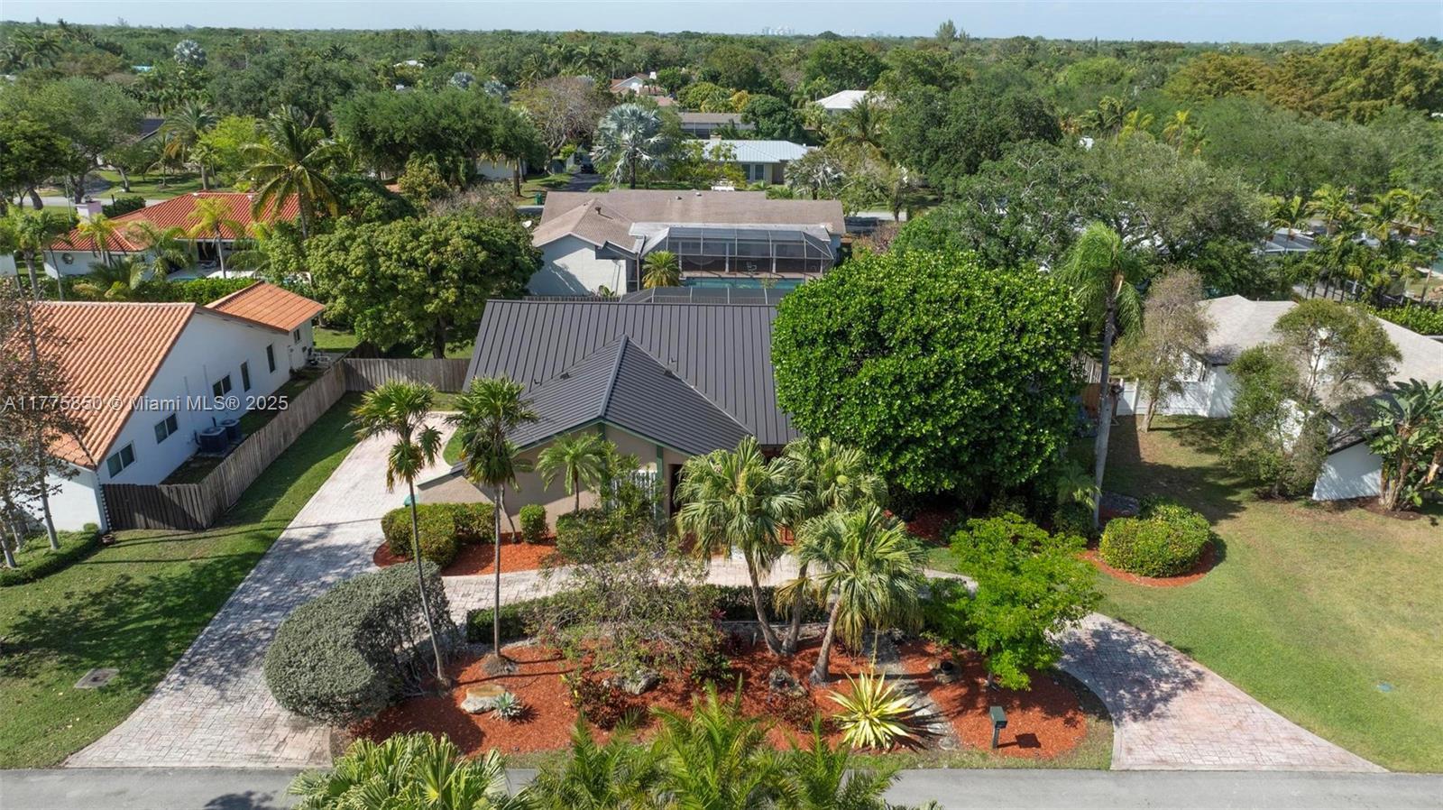 Picture of 7721 SW 181St Ter, Palmetto Bay, FL 33157