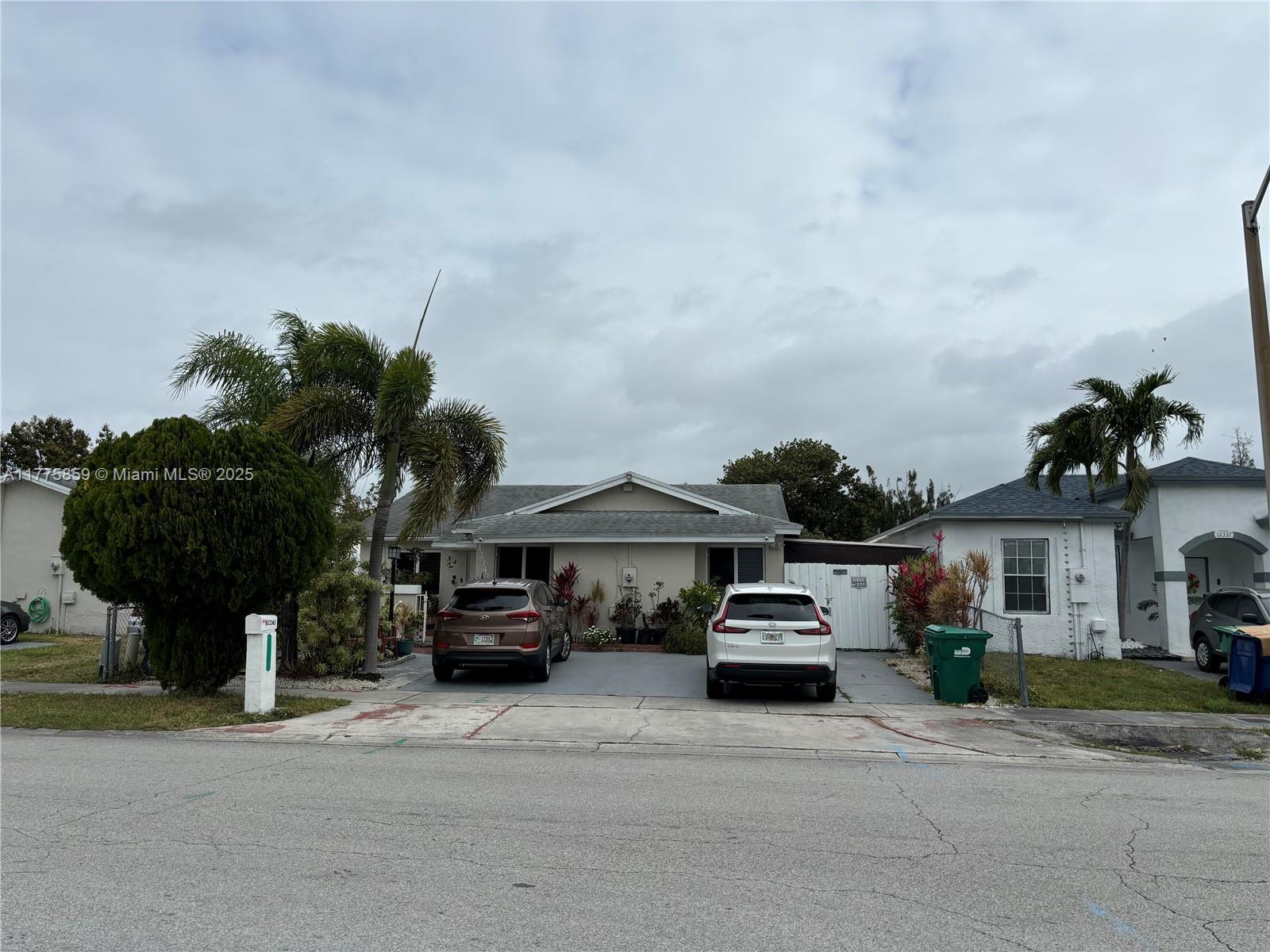 Picture of 12343 SW 195Th Ter, Miami, FL 33177