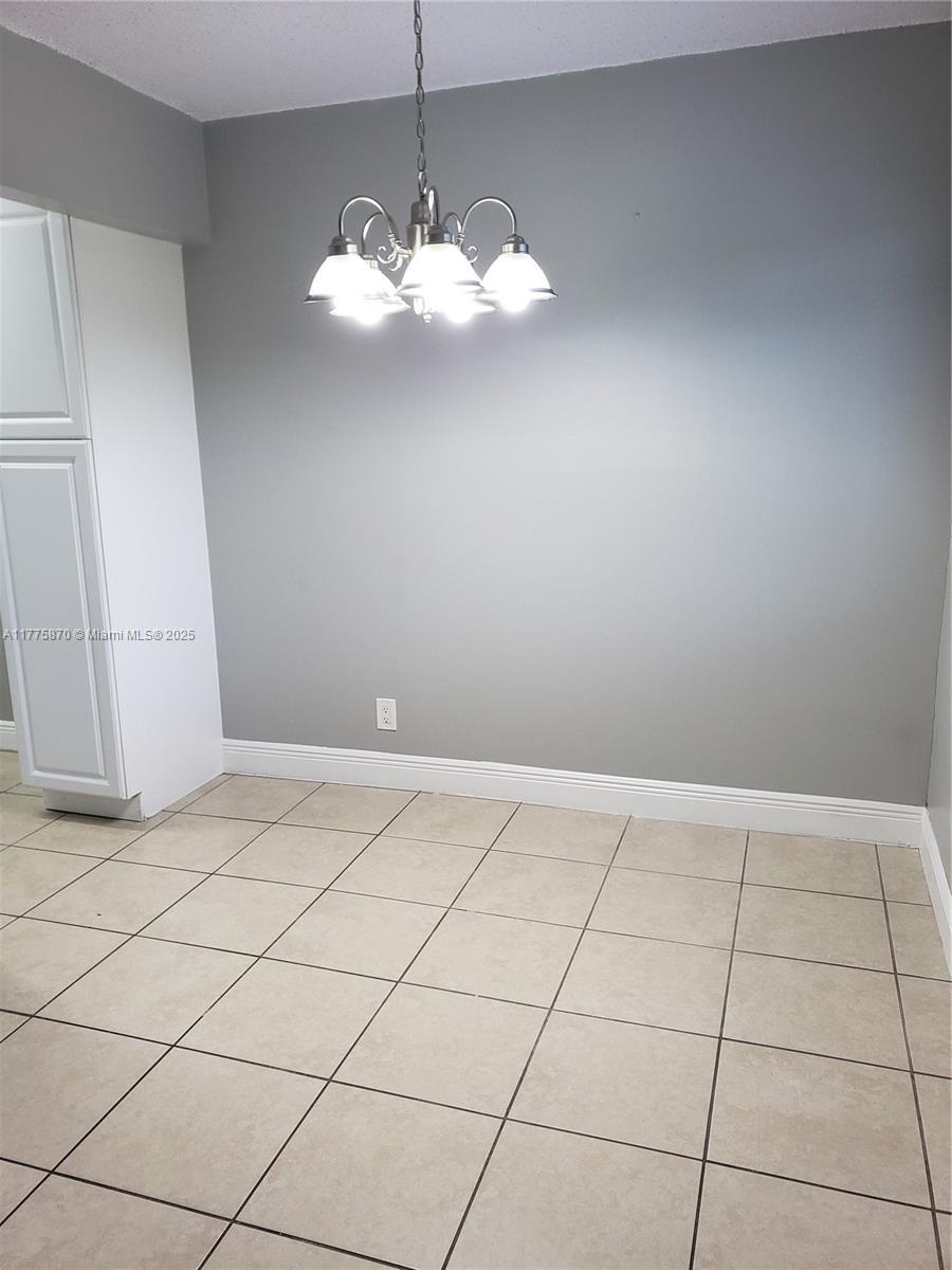 Picture of 2100 Springdale Blvd # 307, Palm Springs, FL 33461
