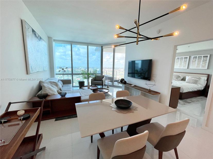 Picture of 851 NE 1St Ave # 3606, Miami FL 33132