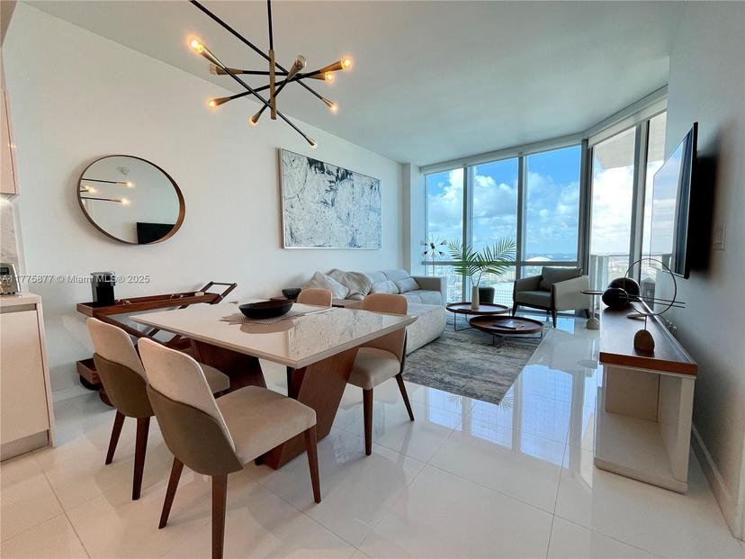 Picture of 851 NE 1St Ave # 3606, Miami FL 33132