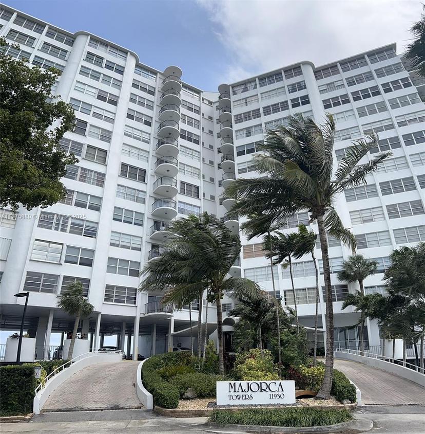 Picture of 11930 N Bayshore Dr # 410, North Miami FL 33181