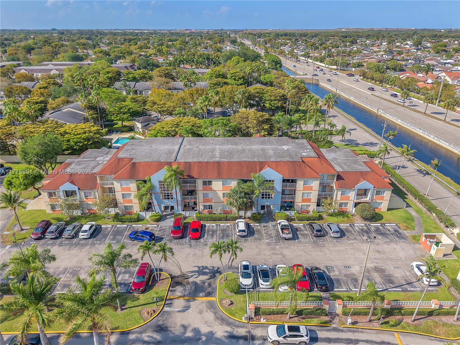 Picture of 18810 NW 57Th Ave # 104, Hialeah, FL 33015