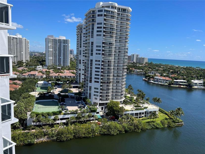 Picture of 20505 E Country Club Dr # 2034, Aventura FL 33180