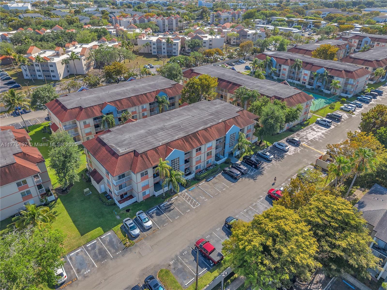 Picture of 18840 NW 57Th Ave # 107, Hialeah, FL 33015
