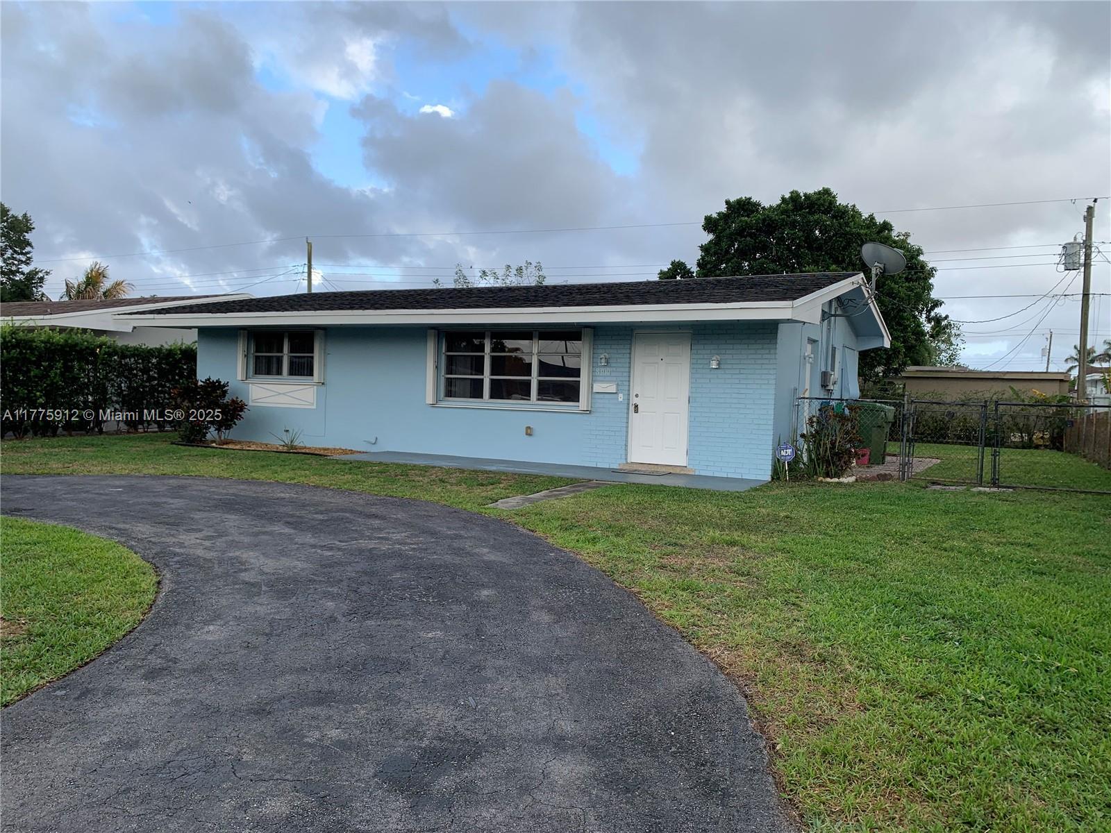 Picture of 8300 NW 11Th Ct, Pembroke Pines, FL 33024