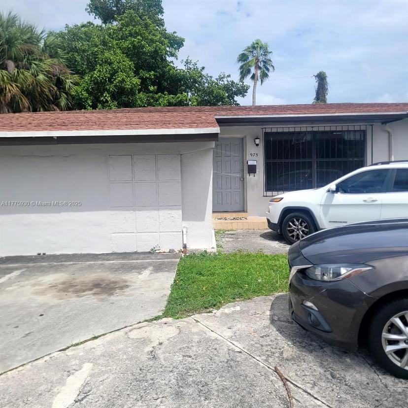 Picture of 975 NE 135Th St, North Miami FL 33161