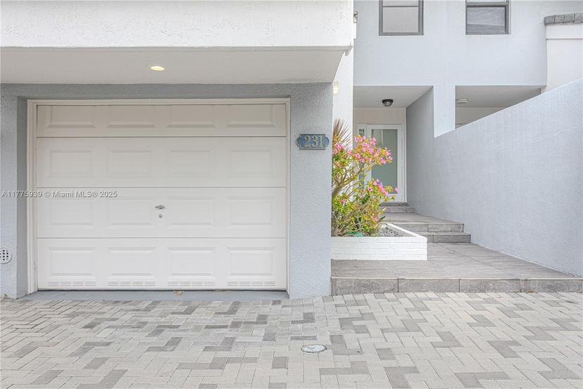Picture of 231 S Poinciana Dr # 401, Sunny Isles Beach FL 33160