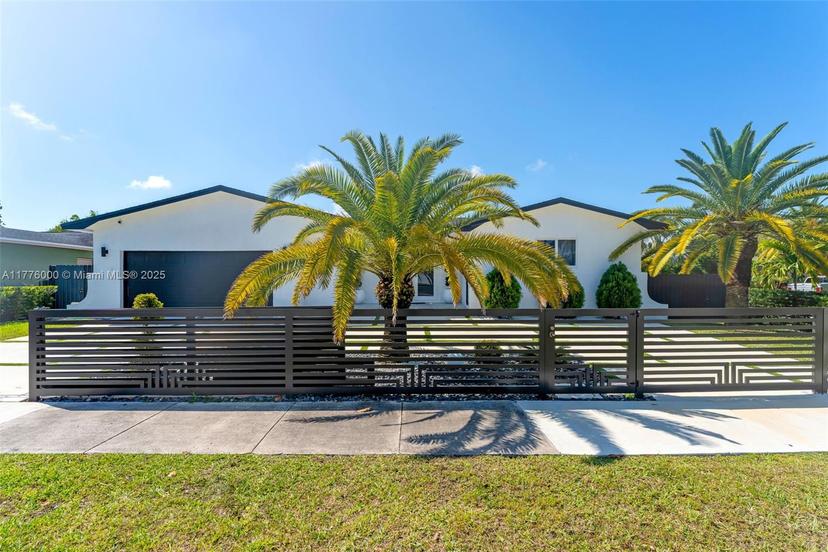 Picture of 9120 Cutler Ridge Dr, Cutler Bay FL 33157
