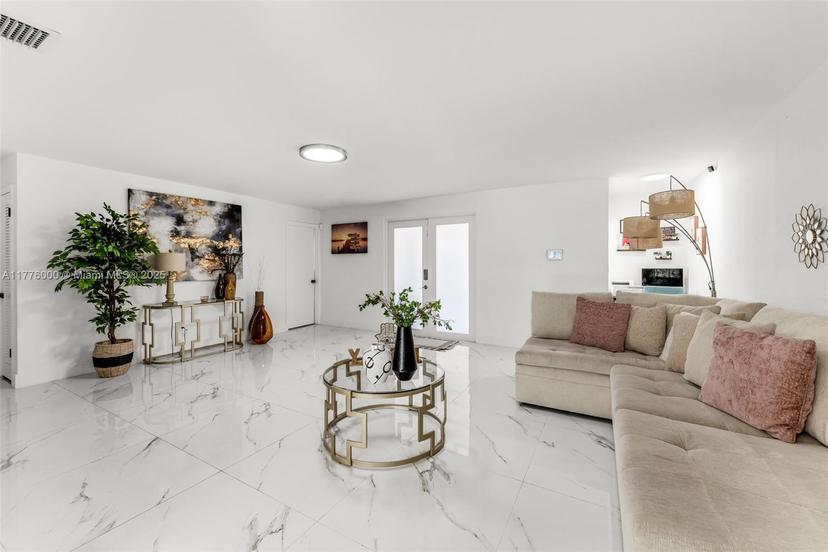 Picture of 9120 Cutler Ridge Dr, Cutler Bay FL 33157