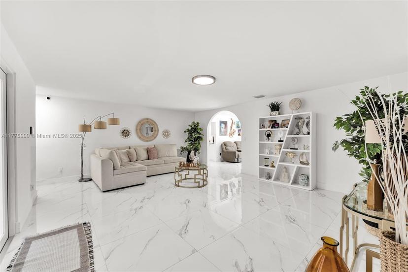 Picture of 9120 Cutler Ridge Dr, Cutler Bay FL 33157