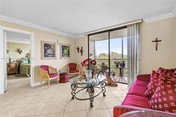 Picture of 901 Colony Point Cir # 503, Pembroke Pines, FL 33026