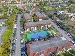 Picture of 18850 NW 57Th Ave # 203, Hialeah, FL 33015