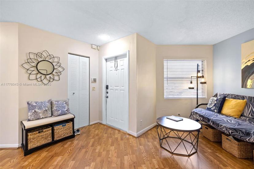 Picture of 6536 NW 170Th Ter # 6536, Hialeah FL 33015