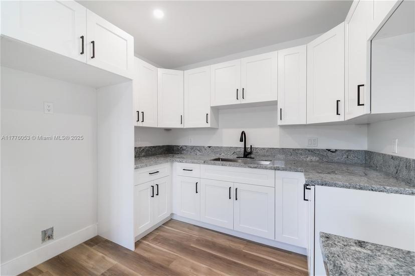 Picture of 3320 NW 16Th St, Miami FL 33125