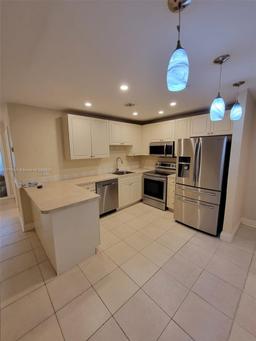 Picture of 8700 NW 40Th St # 8700, Coral Springs, FL 33065