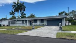 Picture of 9380 SW 179Th Ter, Palmetto Bay, FL 33157