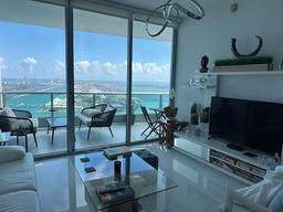 Picture of 900 Biscayne Blvd # 5403, Miami, FL 33132