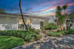 Picture of 5210 Alhambra Cir, Coral Gables, FL 33146