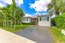 Picture of 3930 SW 61St Ave, Miami, FL 33155