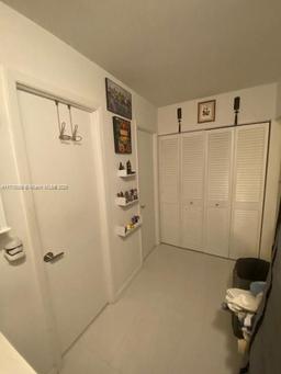 Picture of 401 SE Golden Isles Dr # 712, Hallandale Beach, FL 33009