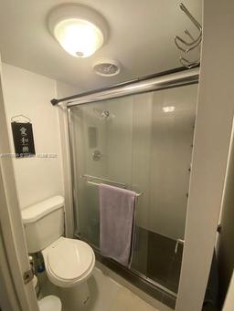Picture of 401 SE Golden Isles Dr # 712, Hallandale Beach, FL 33009