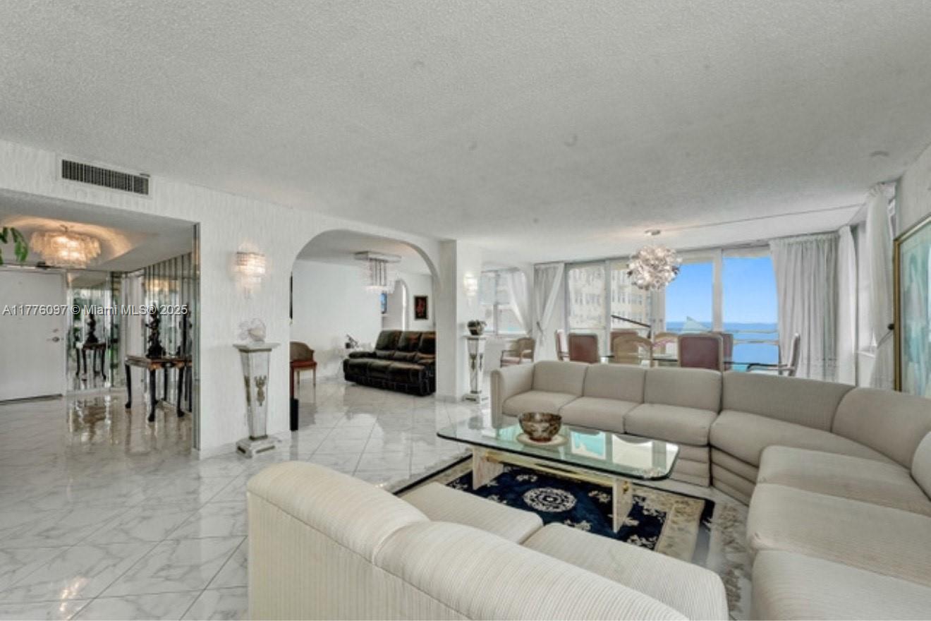 Picture of 1920 S Ocean Dr # 16B, Hallandale Beach, FL 33009
