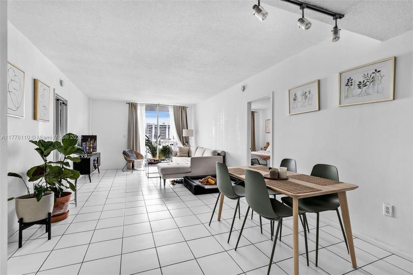 Picture of 2829 Indian Creek Dr # 606, Miami Beach FL 33140