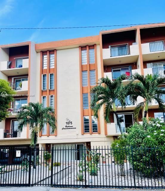 Picture of 1075 W 68Th St # 403, Hialeah, FL 33014