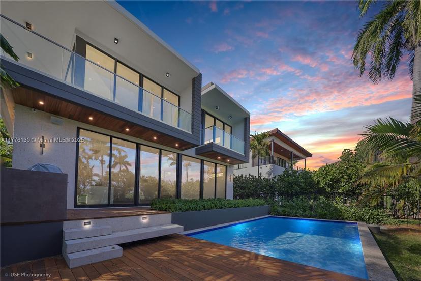 Picture of 5825 Alton Rd, Miami Beach FL 33140