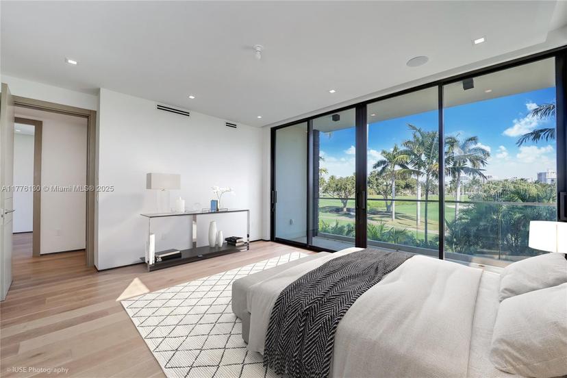 Picture of 5825 Alton Rd, Miami Beach FL 33140