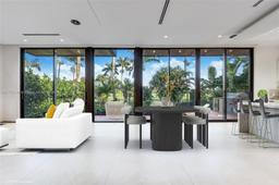 Picture of 5825 Alton Rd, Miami Beach, FL 33140