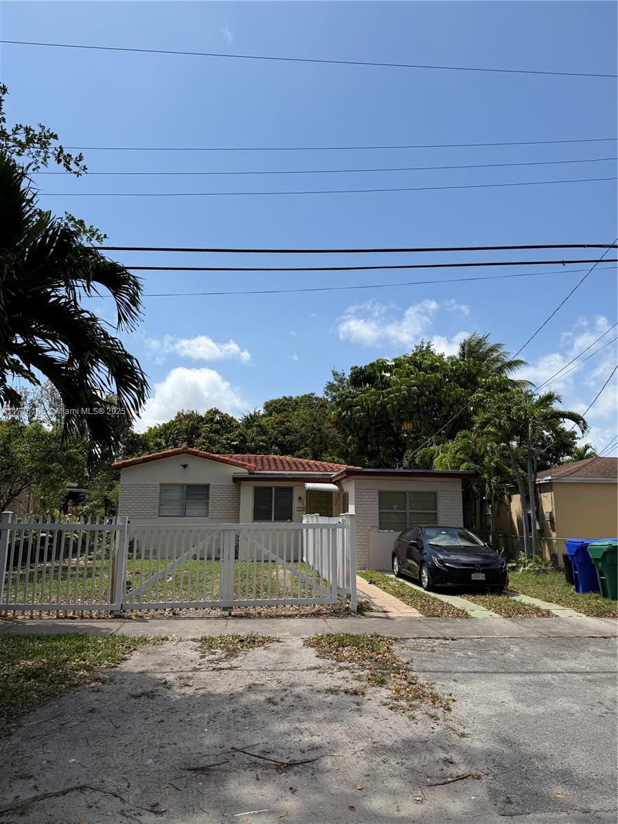 Picture of 110 SW 64Th Ct, Miami, FL 33144