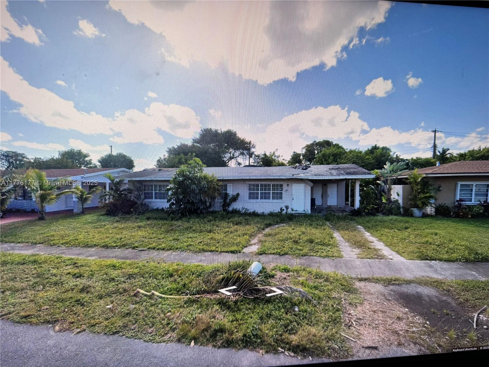 Picture of 1140 NE 201St Ter, Miami, FL 33179