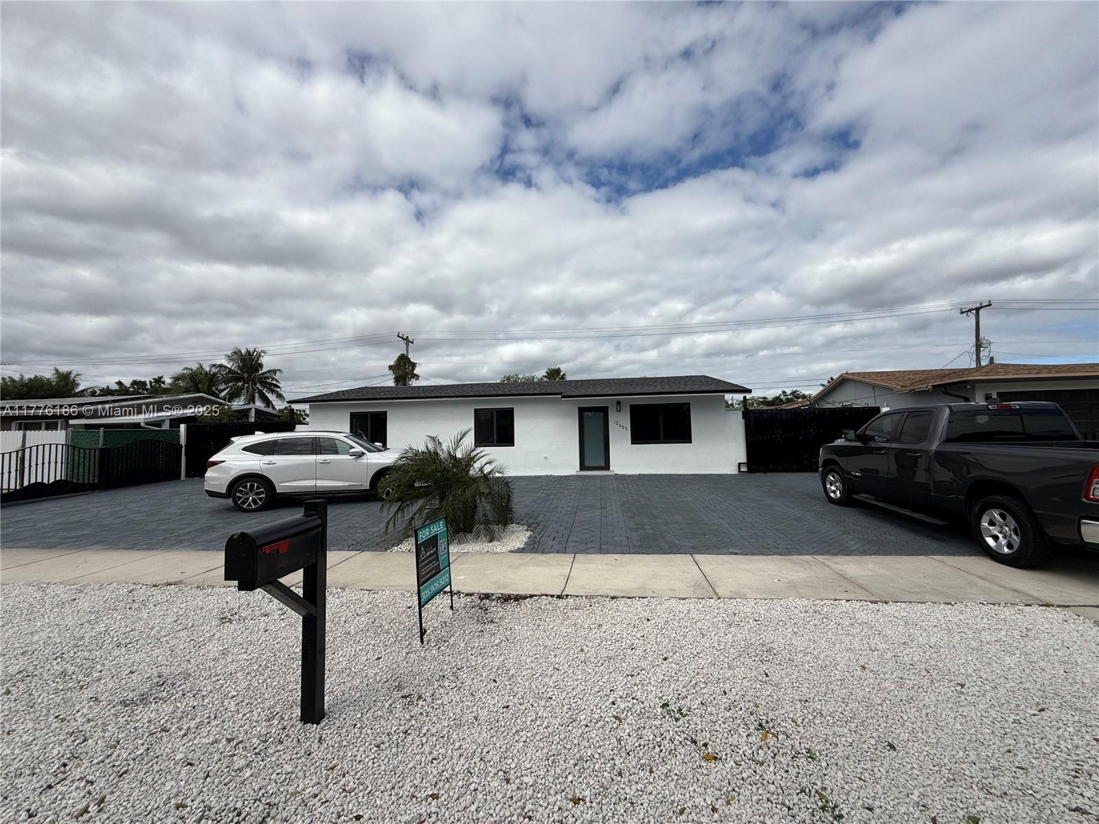 Picture of 12605 SW 189Th St, Miami, FL 33177