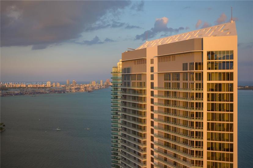 Picture of 1300 Brickell Bay Dr # 1601, Miami FL 33131
