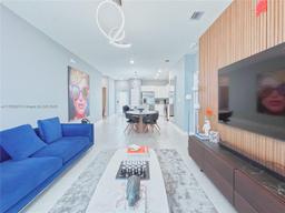 Picture of 8167 NW 41St St # 410, Doral, FL 33166