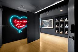 Picture of 1 Collins Ave # 401, Miami Beach, FL 33139