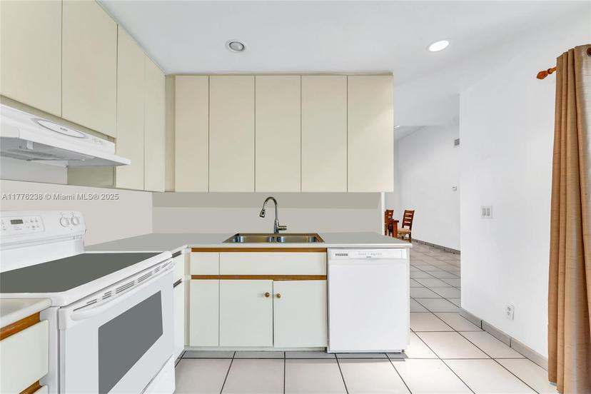Picture of 6224 NW 179Th Ter, Hialeah FL 33015