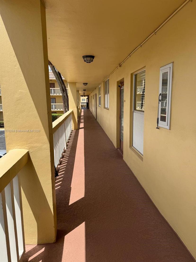 Picture of 6071 NW 61St Ave # 211, Tamarac FL 33319