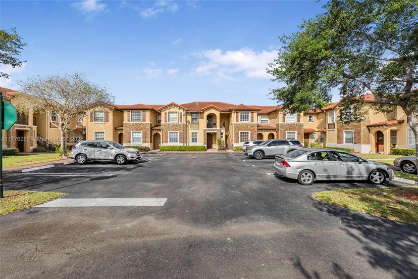 Picture of 1650 NE 33Rd Rd # 10, Homestead FL 33033