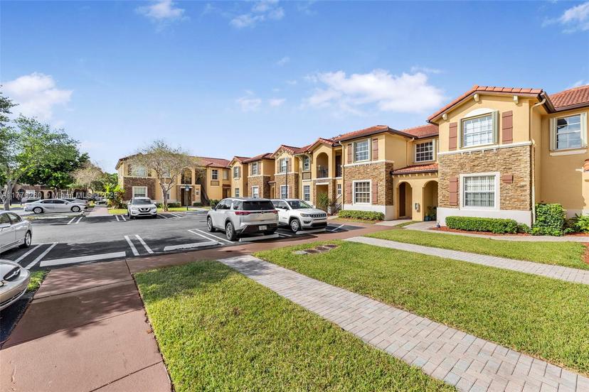 Picture of 1650 NE 33Rd Rd # 10, Homestead FL 33033