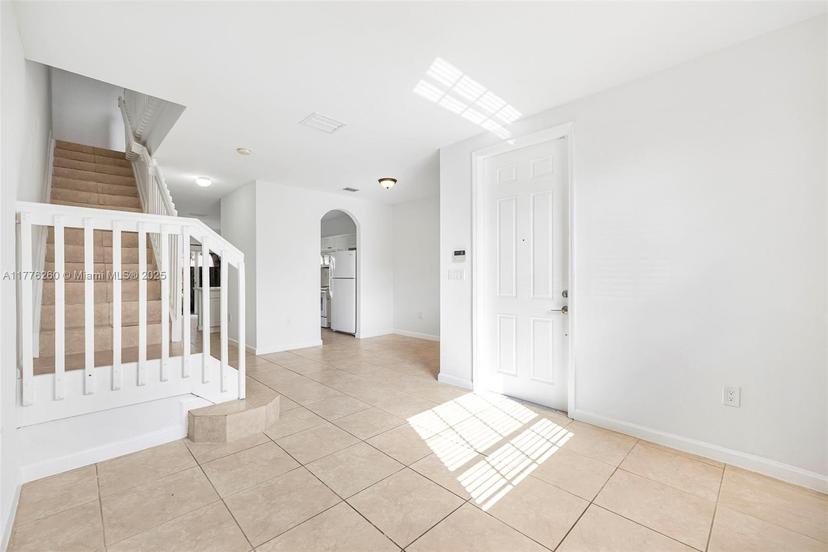 Picture of 1650 NE 33Rd Rd # 10, Homestead FL 33033