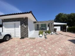 Picture of 291 Cir Dr, Hialeah, FL 33010