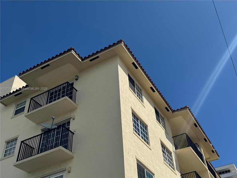 Picture of 8900 Collins Ave # 401, Surfside FL 33154