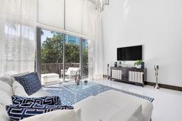 Picture of 6000 Collins Ave # 326, Miami Beach, FL 33140