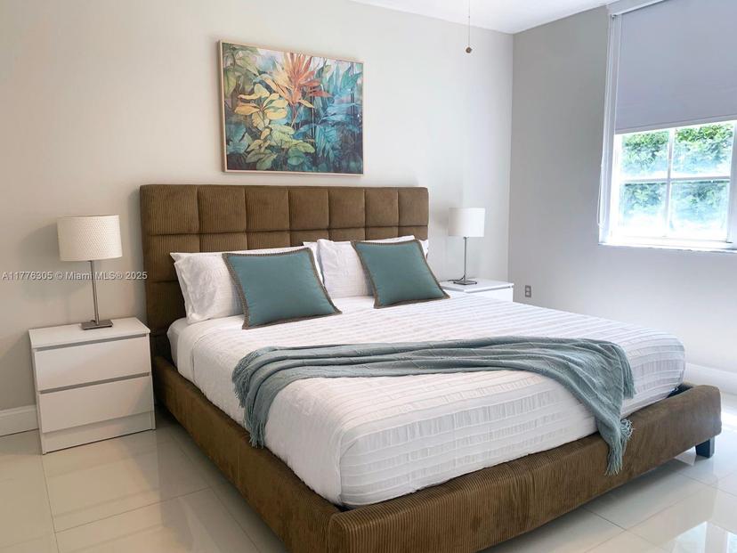 Picture of 19501 E Country Club Dr # 9102, Aventura FL 33180