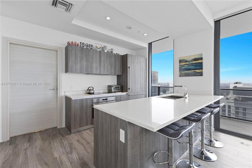 Picture of 801 S Miami Ave # 5209, Miami FL 33130