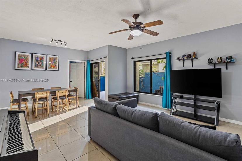Picture of 1417 Avon Ln # 103, North Lauderdale FL 33068